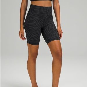 LULULEMON ALIGN HIGH-RISE SHORT 8"